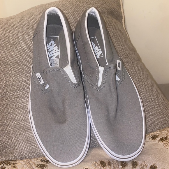 Vans sneakers Classic Gray Slip-On  NEW - Picture 1 of 6